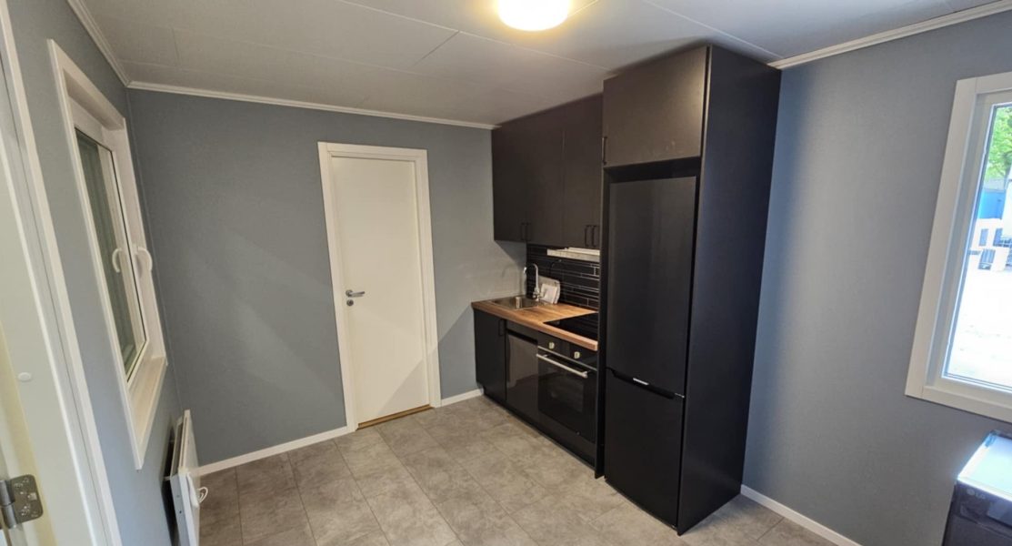 ecee8b79-dd26-4e44-8a66-939cd3a7fa20